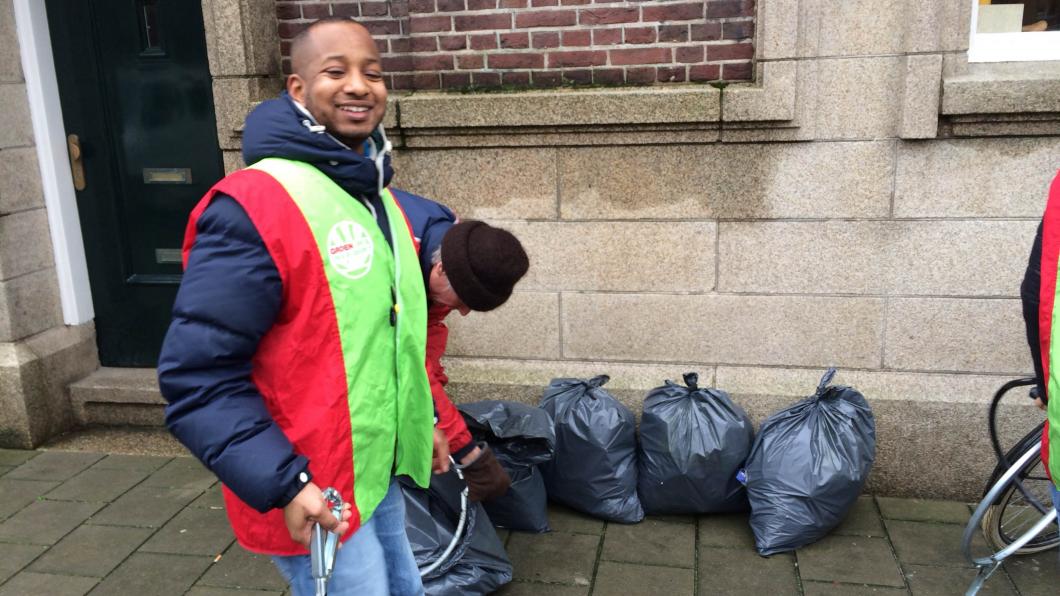 GL Amsterdam Noord maakt schoon in de Van der Pekbuurt 